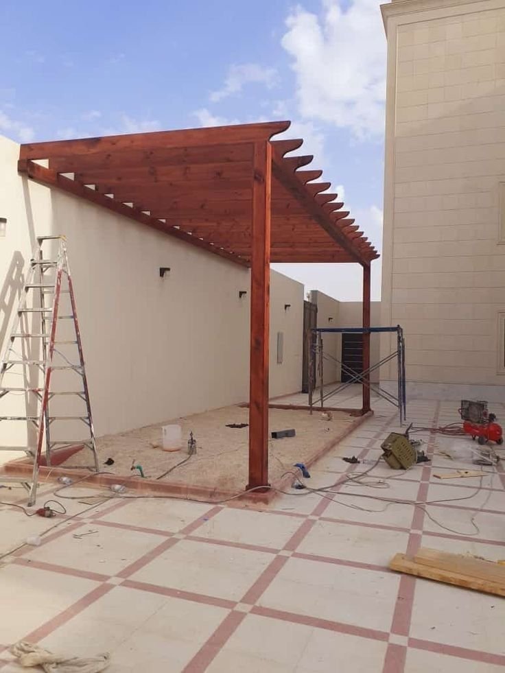 مظلات خشبية