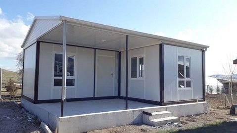 ملاحق ساندويتش بنل