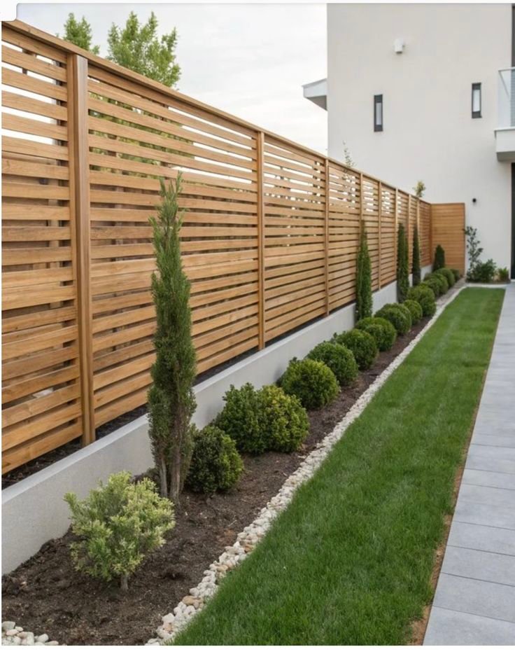 سواتر خشبية