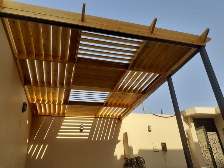 مظلات بديل الخشب